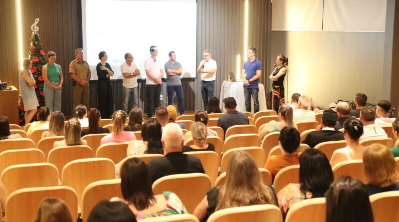 Prefeito Silvano realiza inauguração do Auditório Odilon Luiz Weirich